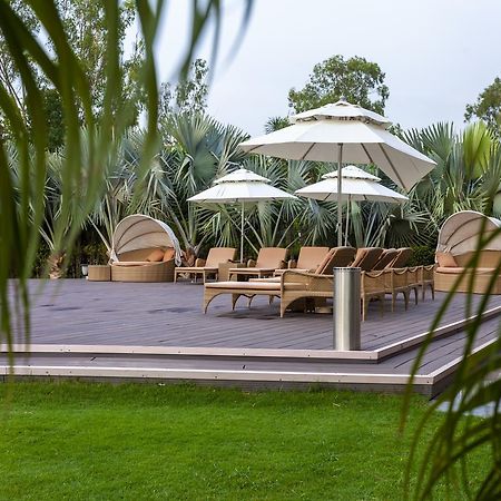 Hotel Atrio By Devam Gurgáon Exteriér fotografie