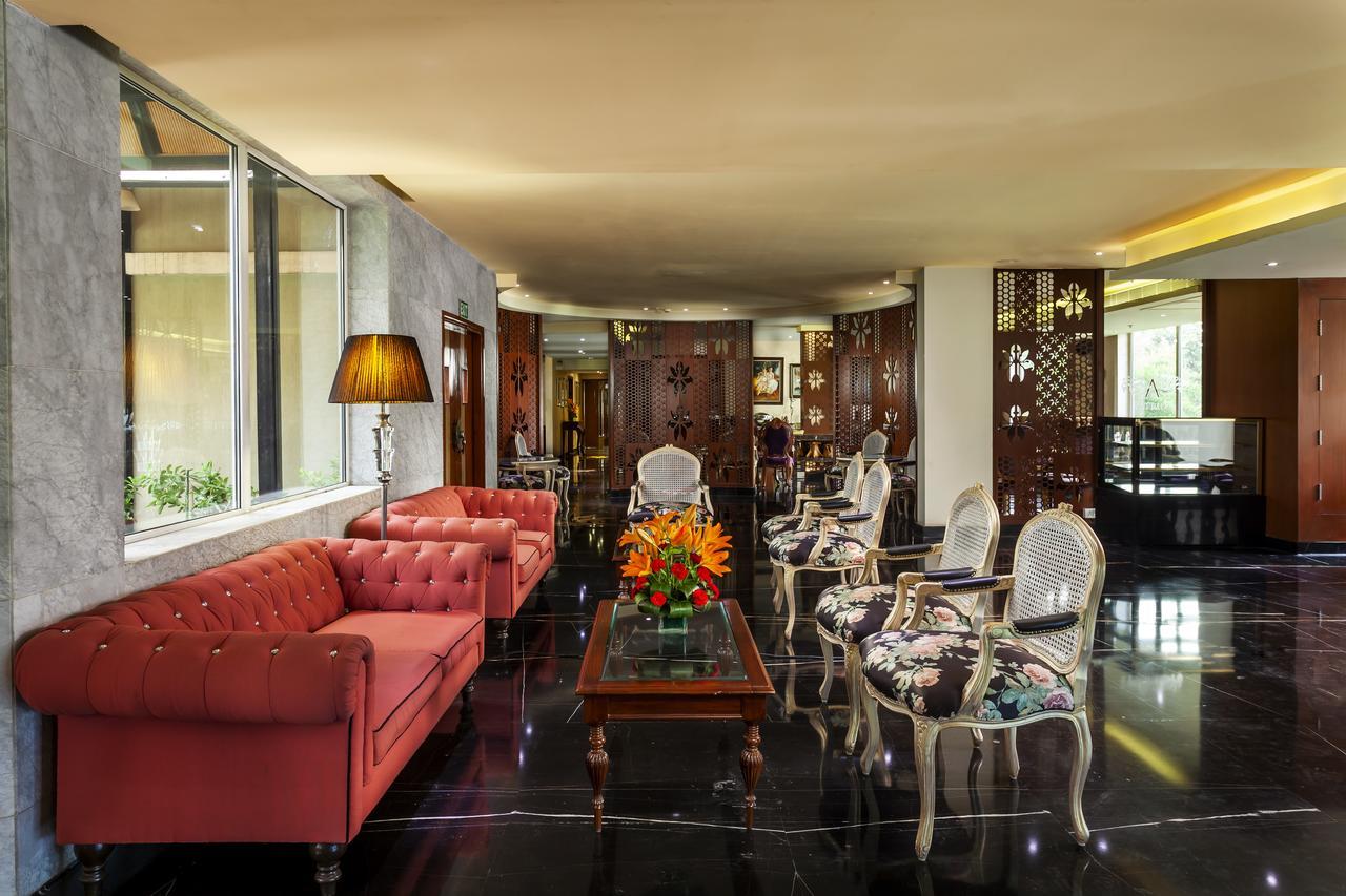 Hotel Atrio By Devam Gurgáon Exteriér fotografie